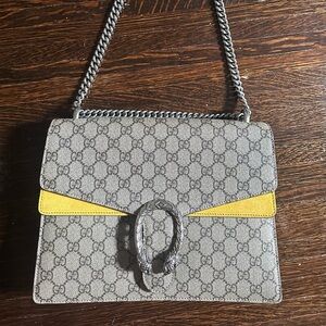 Gucci Dionysus Medium GG shoulder bag